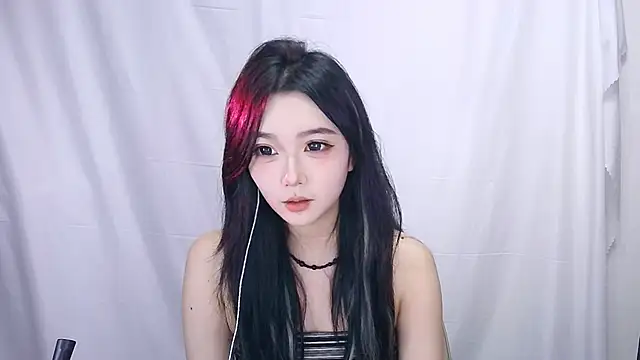 Snapshot of 2w1sh chatting on November 8, 12:09 pm 2w1sh online show from November 8, 12:09 pm