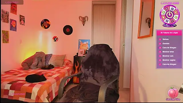 rotwallace online show from December 4, 12:31 am