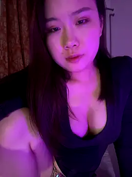 Snapshot of xoxo7799 chatting on December 21, 5:25 pm xoxo7799 online show from December 21, 5:25 pm