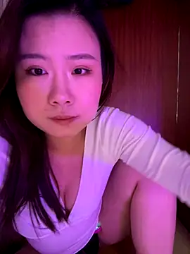 Snapshot of xoxo7799 chatting on December 14, 6:02 pm xoxo7799 online show from December 14, 6:02 pm