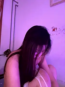 Snapshot of xoxo7799 chatting on January 10, 5:52 pm xoxo7799 online show from January 10, 5:52 pm