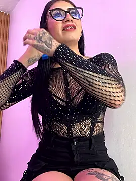 Snapshot of SCARLETT_INK_ chatting on November 27, 6:47 am SCARLETT INK online show from November 27, 6:47 am