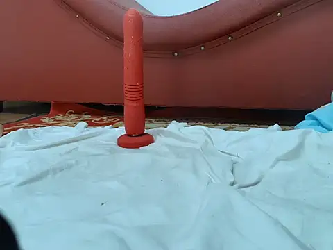 Tiny-122 online show from March 15, 8:43 am