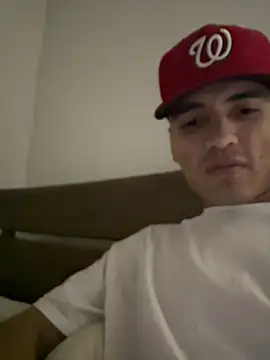 JrcerO2 online show from March 7, 7:15 am