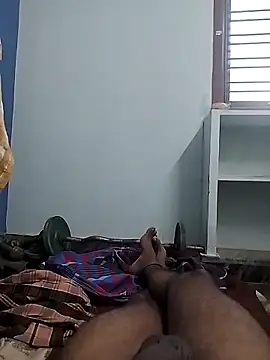 Snapshot of LEOMEGHA2026 chatting on November 10, 7:35 am LEOMEGHA2026 online show from November 10, 7:35 am