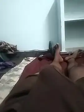 Snapshot of LEOMEGHA2026 chatting on November 13, 2:26 am LEOMEGHA2026 online show from November 13, 2:26 am