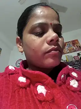 Snapshot of Hot_suini chatting on February 11, 12:21 am Hot suini online show from February 11, 12:21 am