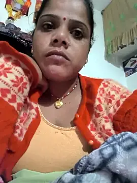 Snapshot of Hot_suini chatting on January 5, 6:55 pm Hot suini online show from January 5, 6:55 pm