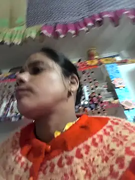 Snapshot of Hot_suini chatting on December 17, 7:57 am Hot suini online show from December 17, 7:57 am