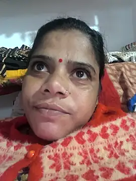 Snapshot of Hot_suini chatting on December 19, 6:38 am Hot suini online show from December 19, 6:38 am