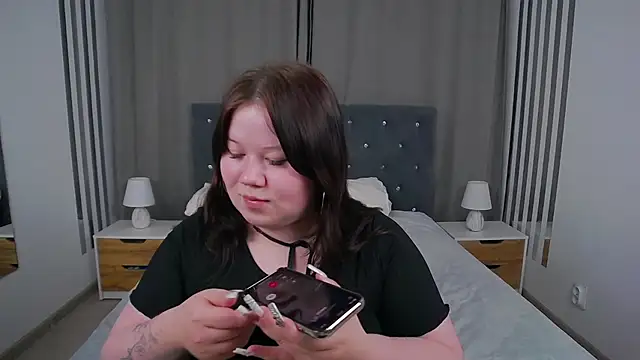 Snapshot of EvaNova_ chatting on November 26, 4:23 am EvaNova online show from November 26, 4:23 am