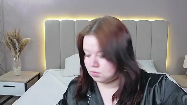 EvaNova  online show from March 9, 10:30 am