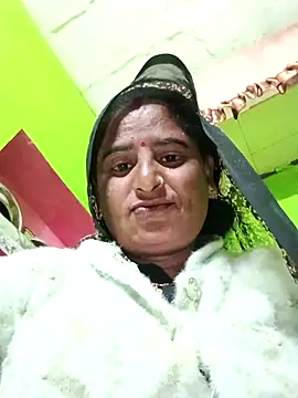 Quin love143 online show from November 12, 10:35 pm