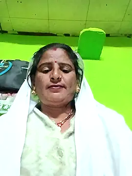 Quin love143 online show from November 18, 10:45 pm