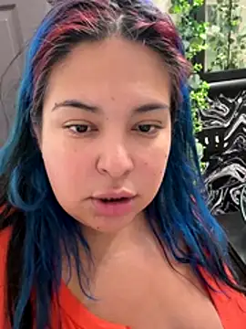 Snapshot of BiigMAMA_2025 chatting on November 8, 3:26 pm BiigMAMA 2025 online show from November 8, 3:26 pm