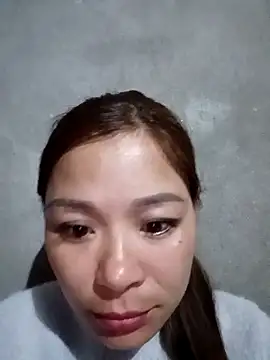 Lyla john online show from February 18, 1:25 am