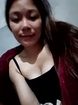 Lyla john online show from January 15, 1:58 pm