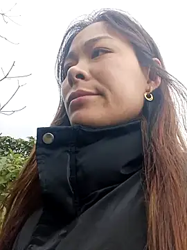 Lyla john online show from February 3, 4:10 am