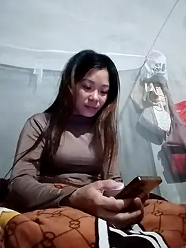 Lyla john online show from January 15, 1:53 am