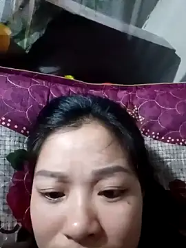 Lyla john online show from December 22, 10:32 pm