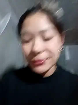 Lyla john online show from December 22, 7:19 am