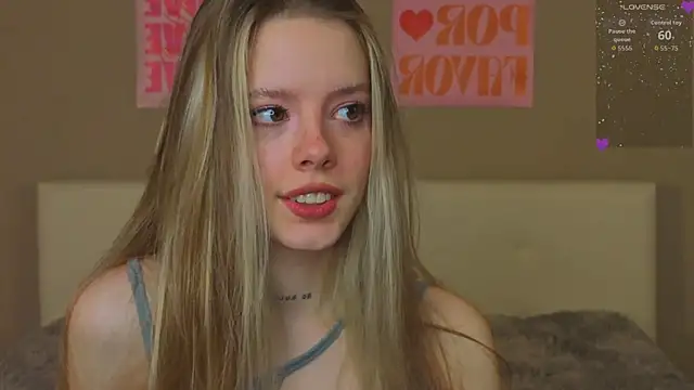 TiffinyMergist online show from January 7, 5:51 pm