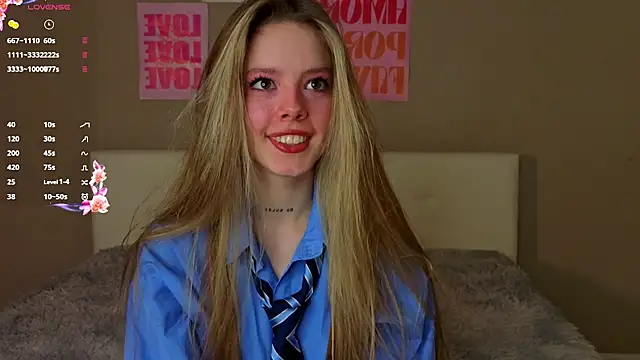 Snapshot of TiffinyMergist chatting on January 16, 7:18 pm TiffinyMergist online show from January 16, 7:18 pm