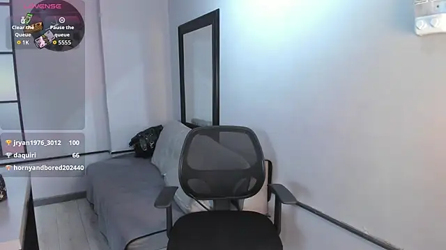 Noah dupont  online show from December 14, 11:49 am