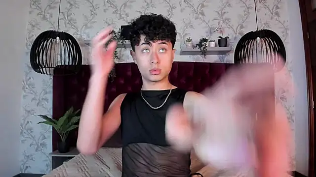 Noah dupont  online show from November 21, 11:53 am