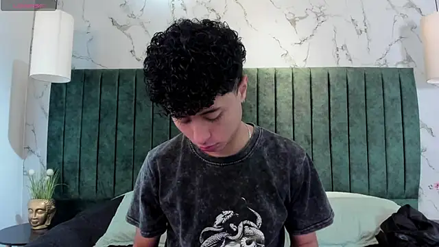 Noah dupont  online show from January 9, 11:50 am