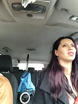 MickNanaa online show from December 5, 11:09 am