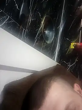 Saddamzaid1985 online show from April 19, 6:10 pm