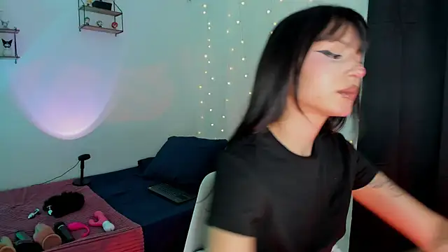 Snapshot of Tamara_Aluna_ chatting on July 29, 7:02 pm Tamara Aluna online show from July 29, 7:02 pm