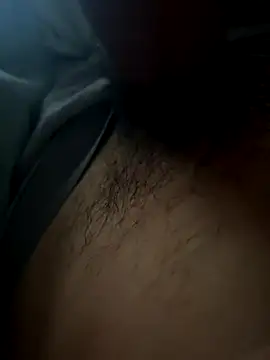 groschibre40100 online show from December 14, 8:47 pm