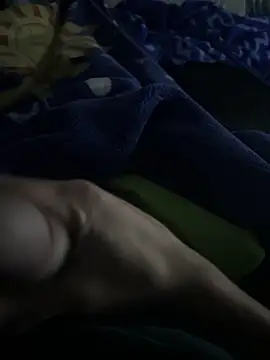 groschibre40100 online show from December 16, 11:20 pm