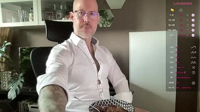 the new fit rubinho online show from February 26, 8:36 am