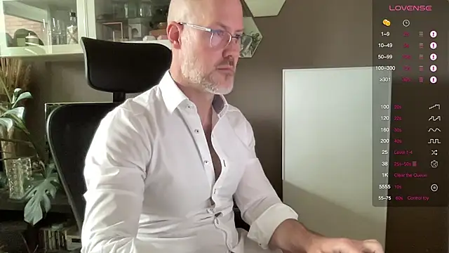 the new fit rubinho online show from March 24, 8:25 am