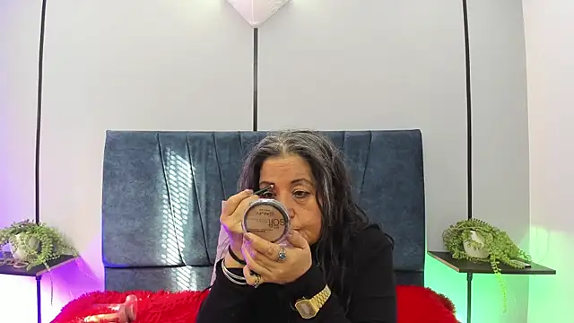 Snapshot of Victoriaa_Anderson chatting on July 10, 12:49 pm Victoriaa Anderson online show from July 10, 12:49 pm