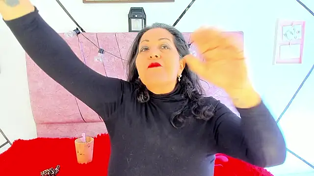 Victoriaa Anderson online show from February 5, 8:04 pm