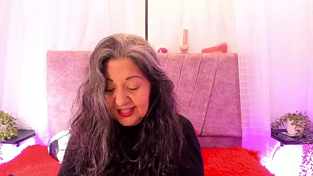 Snapshot of Victoriaa_Anderson chatting on June 17, 1:32 pm Victoriaa Anderson online show from June 17, 1:32 pm