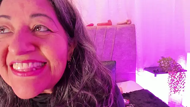 Snapshot of Victoriaa_Anderson chatting on April 22, 2:13 pm Victoriaa Anderson online show from April 22, 2:13 pm