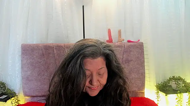 Victoriaa Anderson online show from March 24, 2:06 pm