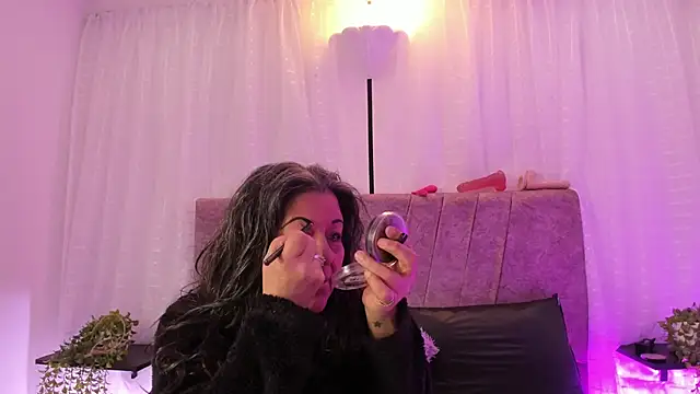 Snapshot of Victoriaa_Anderson chatting on April 28, 1:48 pm Victoriaa Anderson online show from April 28, 1:48 pm