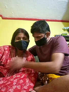 Snapshot of Hotbhabhi_089 chatting on November 8, 4:32 pm Hotbhabhi 089 online show from November 8, 4:32 pm