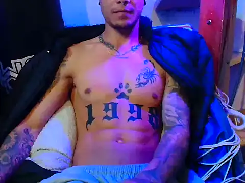 logan  777 online show from November 14, 2:15 am