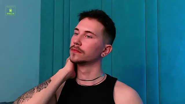 IskellaEvans online show from November 12, 1:21 am