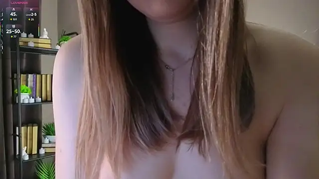 EmilyVale online show from April 16, 3:02 pm