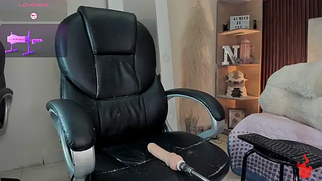 AMARA BRUNET online show from February 19, 12:57 pm