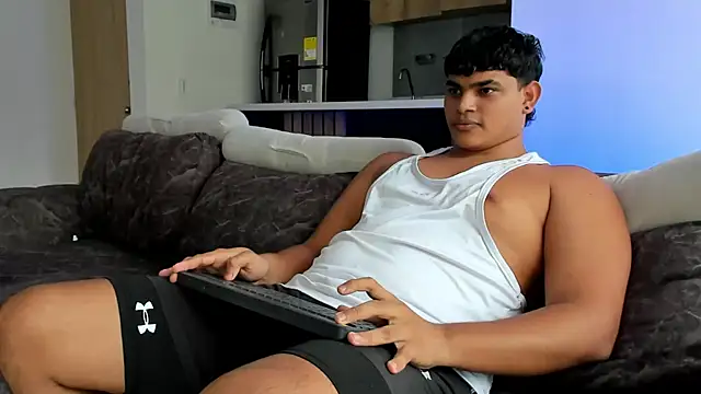 james smithx online show from November 10, 8:14 pm