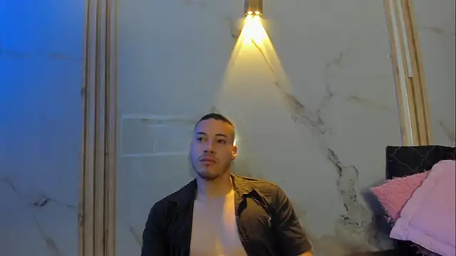 Aron and molly online show from February 11, 12:16 pm